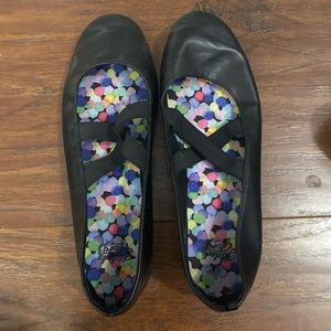 Faded Glory Black Flats in Women’s Size 6
